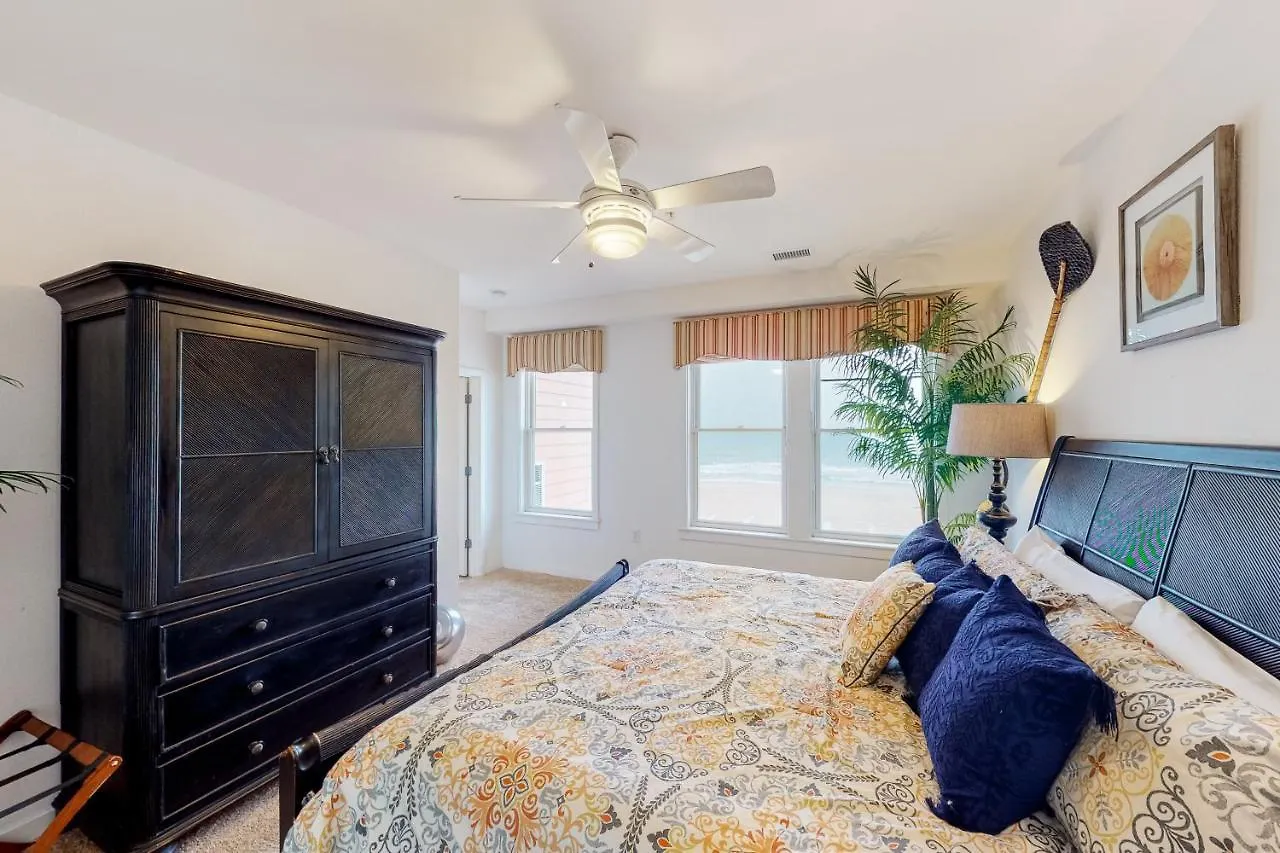 The Sanctuary - Endless Summer A207 Virginia Beach